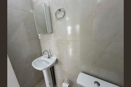 Apartamento para alugar com 53m², 2 quartos e 1 vaga Apartamento para alugar com 53m², 2 quartos e 1 vagaBanheiro