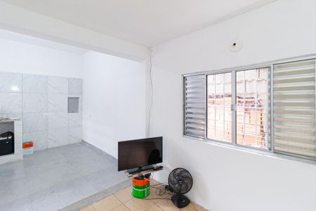 Sala de casa para alugar com 2 quartos, 75m² em São Pedro, Osasco