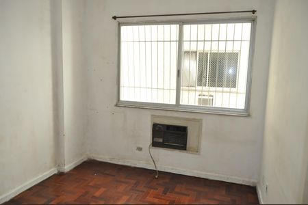 Quarto 2 de apartamento para alugar com 2 quartos, 54m² em Lins de Vasconcelos, Rio de Janeiro