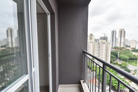 Studio para alugar com 27m², 1 quarto e sem vaga Studio para alugar com 27m², 1 quarto e sem vagaVaranda