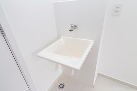 Área de Serviço de apartamento para alugar com 2 quartos, 32m² em Jardim Soares, São Paulo