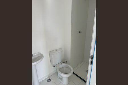 Banheiro de apartamento para alugar com 2 quartos, 32m² em Jardim Soares, São Paulo