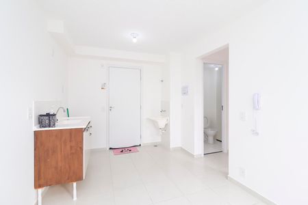Apartamento para alugar com 32m², 2 quartos e sem vaga Apartamento para alugar com 32m², 2 quartos e sem vagaSala/Cozinha