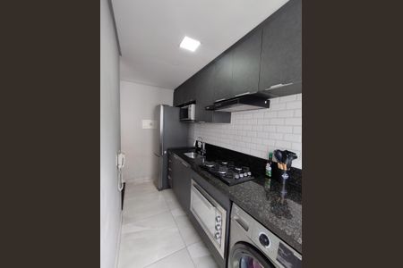 Apartamento à venda com 40m², 2 quartos e sem vaga Apartamento à venda com 40m², 2 quartos e sem vagaCozinha - Armários