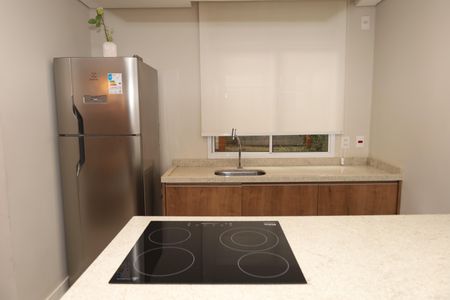 Apartamento para alugar com 38m², 2 quartos e 1 vagaÁrea comum - Salão de festas