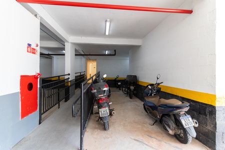 Apartamento para alugar com 38m², 2 quartos e 1 vaga Apartamento para alugar com 38m², 2 quartos e 1 vagaGaragem