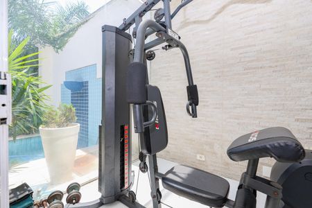 Casa de condomínio para alugar com 550m², 4 quartos e 2 vagasAcademia