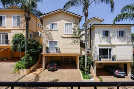 Casa de condomínio para alugar com 550m², 4 quartos e 2 vagasVista da Sala 2