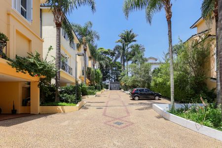 Casa de condomínio para alugar com 550m², 4 quartos e 2 vagasÁrea comum