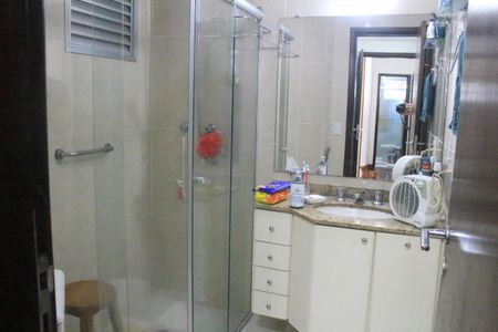 Apartamento à venda com 107m², 3 quartos e 2 vagasBanheiro da Suíte