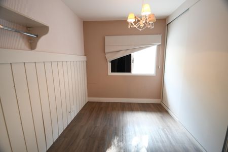 Casa de condomínio à venda com 196m², 3 quartos e 4 vagasQuarto 2 - Suíte