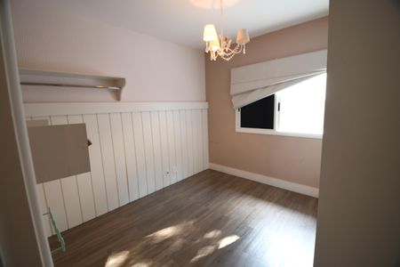 Casa de condomínio à venda com 196m², 3 quartos e 4 vagasQuarto 2 - Suíte