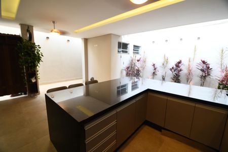 Casa de condomínio à venda com 196m², 3 quartos e 4 vagasVaranda gourmet
