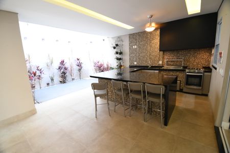 Casa de condomínio à venda com 196m², 3 quartos e 4 vagasVaranda gourmet