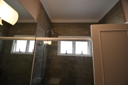 Casa de condomínio à venda com 196m², 3 quartos e 4 vagasBanheiro Suíte