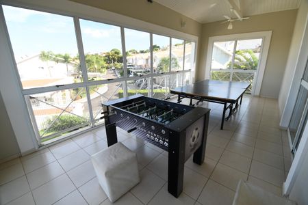 Casa de condomínio à venda com 196m², 3 quartos e 4 vagasSalão de jogos