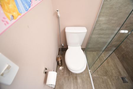 Casa de condomínio à venda com 196m², 3 quartos e 4 vagasBanheiro Suíte