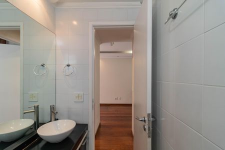 Apartamento para alugar com 68m², 2 quartos e 1 vaga Apartamento para alugar com 68m², 2 quartos e 1 vagaBanheiro