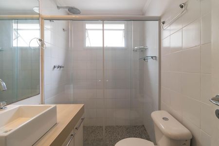Apartamento para alugar com 68m², 2 quartos e 1 vaga Apartamento para alugar com 68m², 2 quartos e 1 vagaBanheiro da Suíte