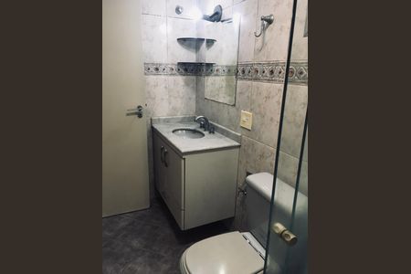 Banheiro de apartamento para alugar com 2 quartos, 75m² em Vila Romana, São Paulo