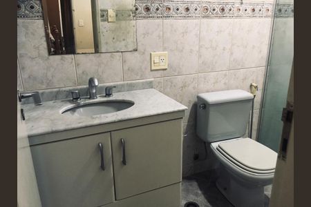 Banheiro de apartamento para alugar com 2 quartos, 75m² em Vila Romana, São Paulo