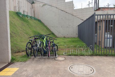 Apartamento para alugar com 37m², 2 quartos e sem vaga Apartamento para alugar com 37m², 2 quartos e sem vagaÁrea comum - Bicicletario