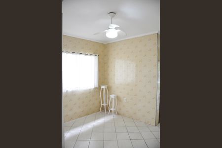 Casa de condomínio à venda com 294m², 3 quartos e 3 vagas Casa de condomínio à venda com 294m², 3 quartos e 3 vagasDetalhe - Copa