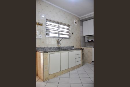 Casa de condomínio à venda com 294m², 3 quartos e 3 vagas Casa de condomínio à venda com 294m², 3 quartos e 3 vagasDetalhe - Cozinha Americana