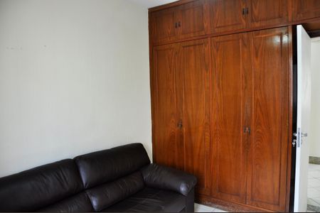 Casa de condomínio à venda com 294m², 3 quartos e 3 vagas Casa de condomínio à venda com 294m², 3 quartos e 3 vagasDetalhe - Quarto 03