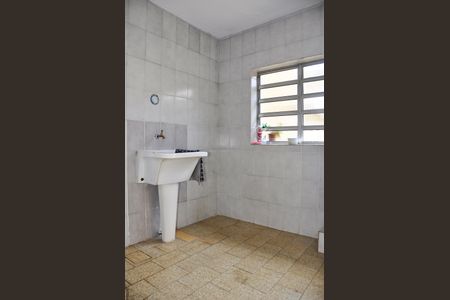 Casa de condomínio à venda com 294m², 3 quartos e 3 vagas Casa de condomínio à venda com 294m², 3 quartos e 3 vagasDetalhe - Área de Serviço