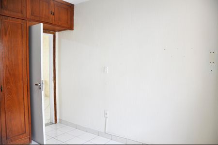 Casa de condomínio à venda com 294m², 3 quartos e 3 vagas Casa de condomínio à venda com 294m², 3 quartos e 3 vagasDetalhe - Quarto 03