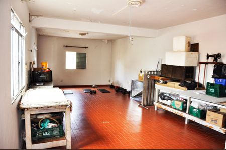 Casa de condomínio à venda com 294m², 3 quartos e 3 vagas Casa de condomínio à venda com 294m², 3 quartos e 3 vagasDetalhe - Edícola