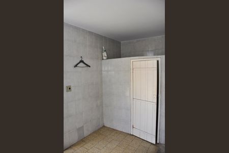 Casa de condomínio à venda com 294m², 3 quartos e 3 vagas Casa de condomínio à venda com 294m², 3 quartos e 3 vagasDetalhe - Área de Serviço