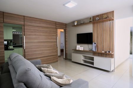 Apartamento à venda com 136m², 2 quartos e 1 vaga Apartamento à venda com 136m², 2 quartos e 1 vagaSala