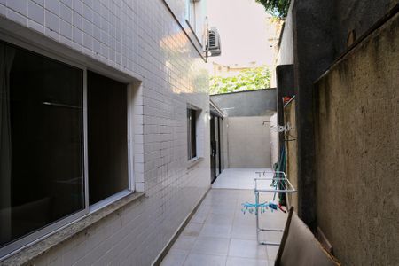 Apartamento à venda com 136m², 2 quartos e 1 vaga Apartamento à venda com 136m², 2 quartos e 1 vagaÁrea externa