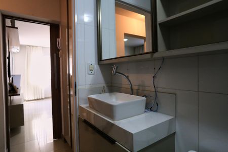 Apartamento à venda com 136m², 2 quartos e 1 vaga Apartamento à venda com 136m², 2 quartos e 1 vagaBanheiro