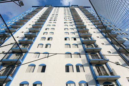 Apartamento à venda com 80m², 2 quartos e 3 vagasFachada 