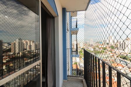 Apartamento à venda com 80m², 2 quartos e 3 vagasVaranda 