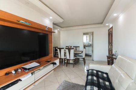 Apartamento à venda com 80m², 2 quartos e 3 vagasSala 