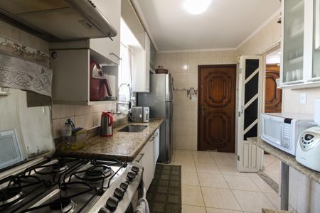 Apartamento à venda com 80m², 2 quartos e 3 vagasCozinha 
