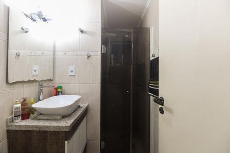 Apartamento à venda com 80m², 2 quartos e 3 vagasBanheiro Social 