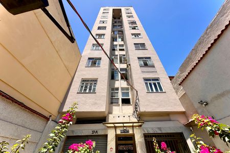 Apartamento à venda com 67m², 2 quartos e sem vaga