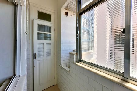 Apartamento à venda com 67m², 2 quartos e sem vaga