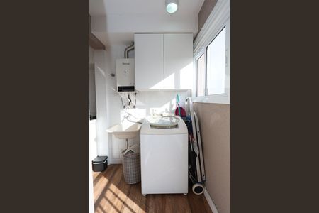 Apartamento à venda com 48m², 2 quartos e 1 vaga Apartamento à venda com 48m², 2 quartos e 1 vagaÁrea de Serviço