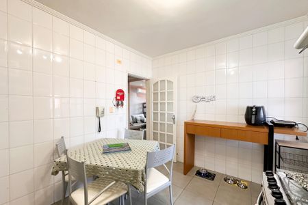 Apartamento à venda com 106m², 3 quartos e 2 vagasCozinha