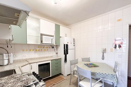 Apartamento à venda com 106m², 3 quartos e 2 vagasCozinha