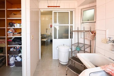 Apartamento à venda com 106m², 3 quartos e 2 vagasÁrea de Serviço