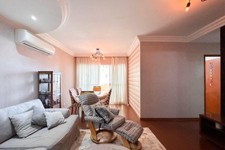 Sala de apartamento à venda com 3 quartos, 106m² em Jardim Chácara Inglesa, São Bernardo do Campo