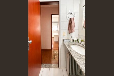 Apartamento à venda com 106m², 3 quartos e 2 vagasBanheiro Social