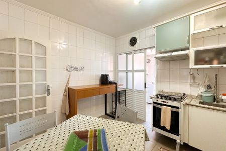 Apartamento à venda com 106m², 3 quartos e 2 vagasCozinha